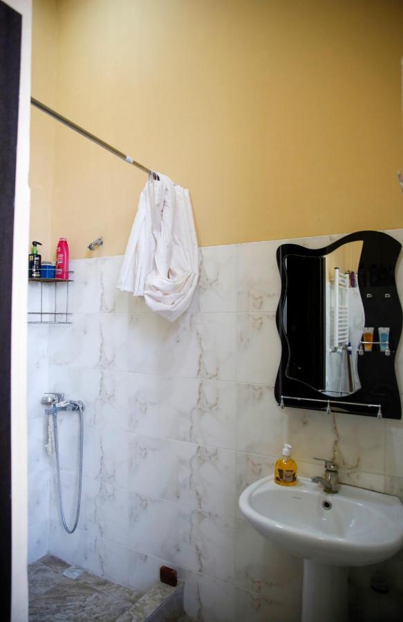 Apartment On Chubinashvili 30 Tbilisi Exteriör bild